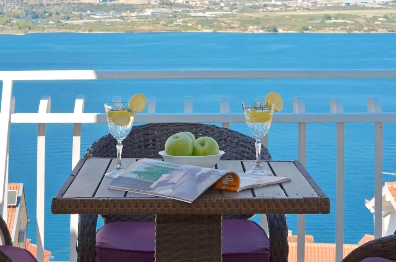 Apartments Pitesa Trogir
