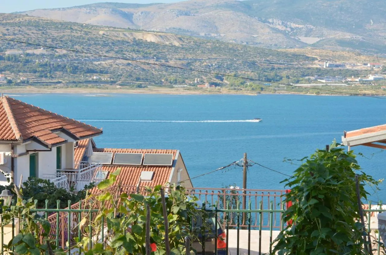 Apartments Pitesa Trogir Croatia