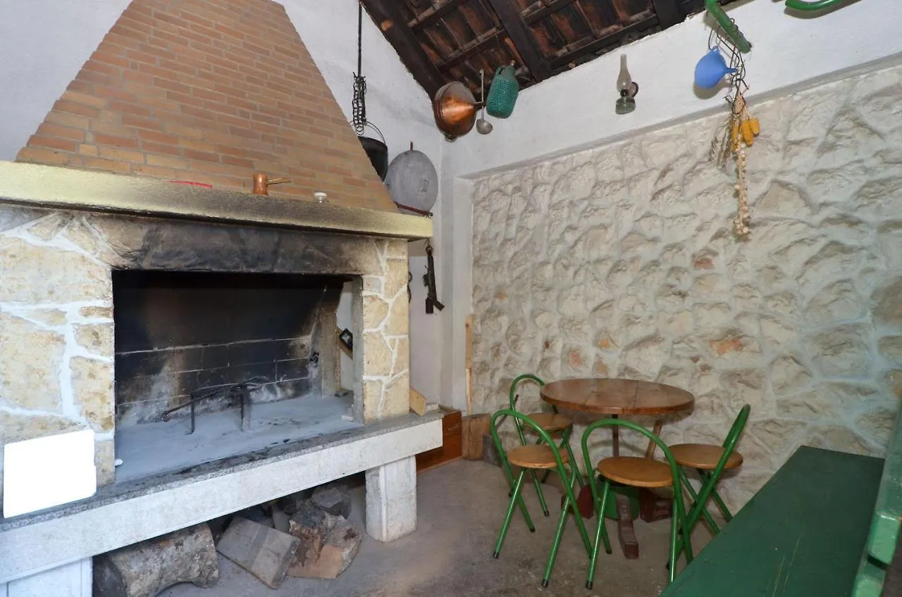 Apartments Pitesa Trogir