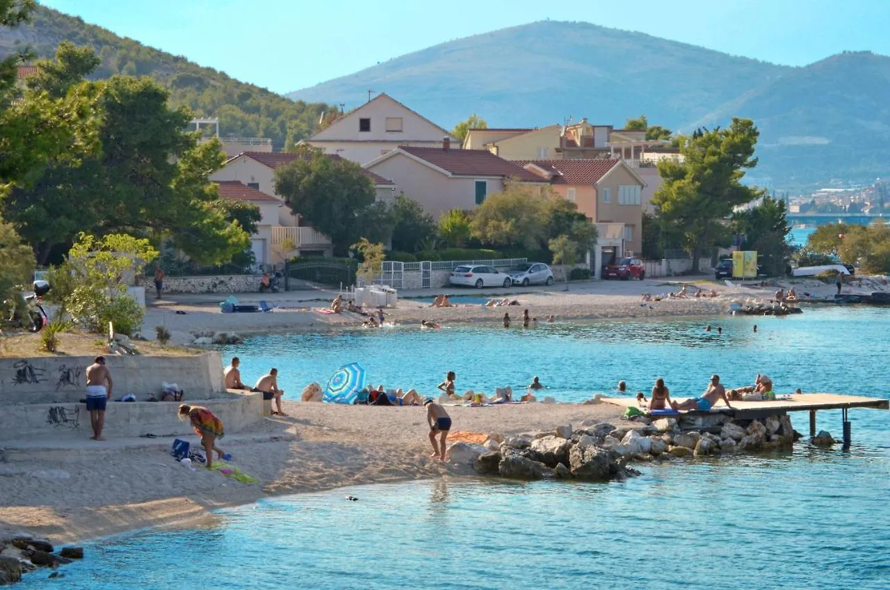 Apartments Pitesa Trogir 0*,  Croatia