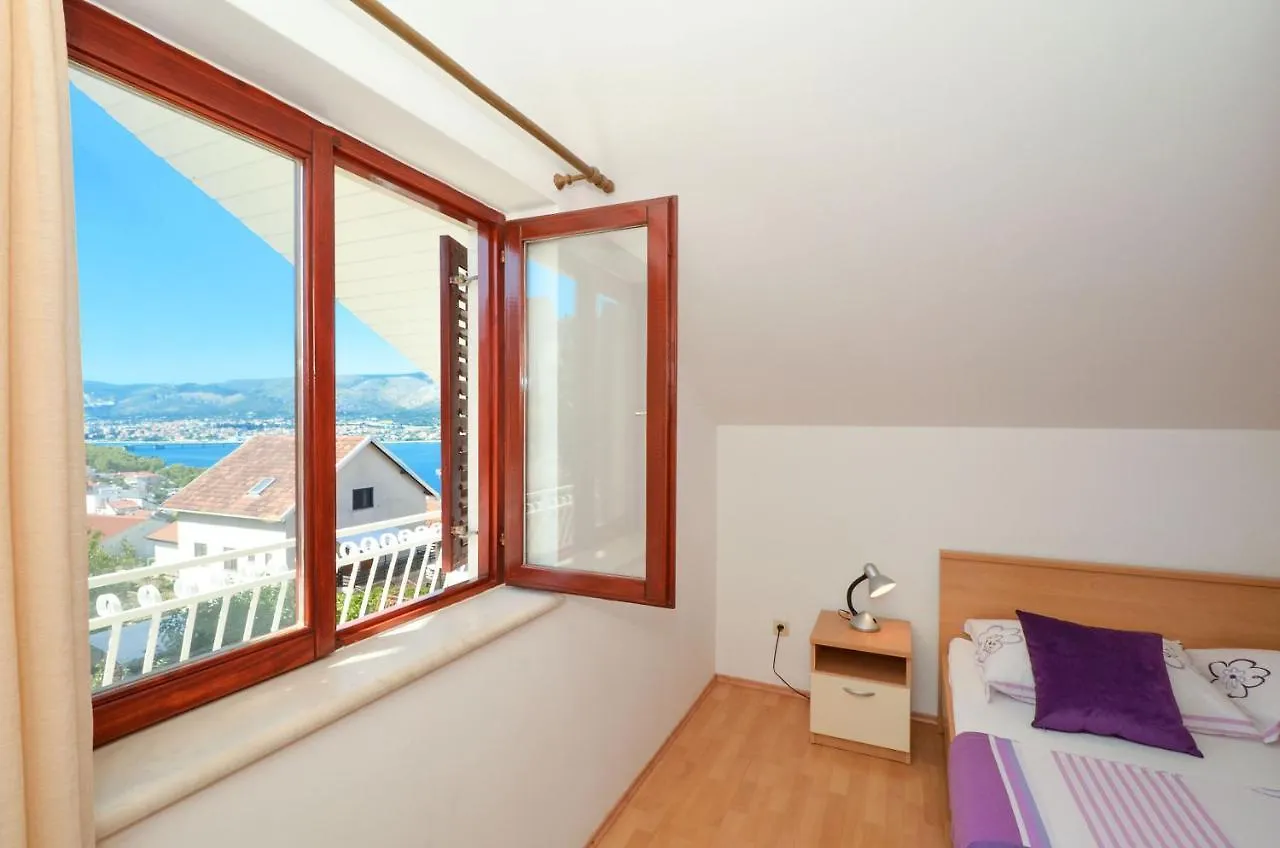 Apartments Pitesa Trogir Croatia