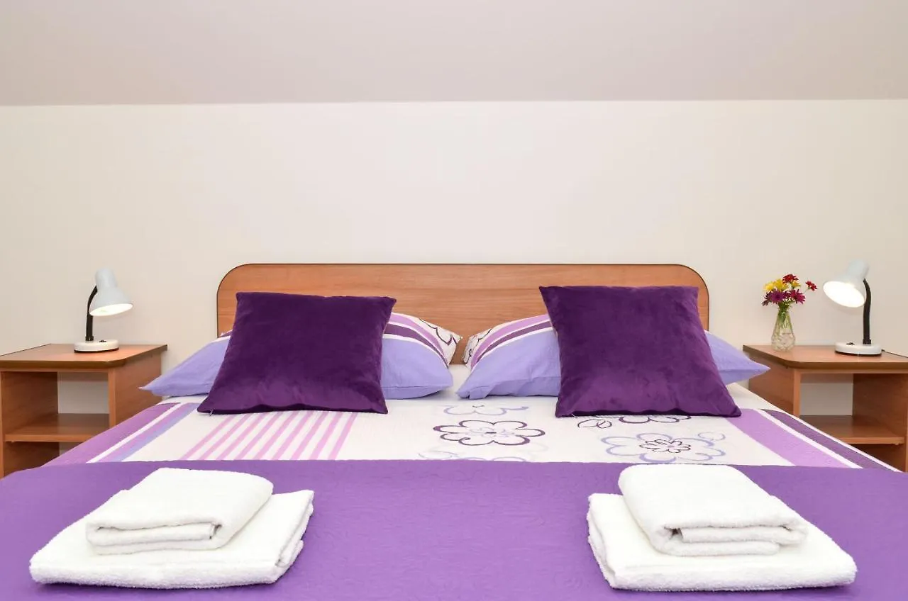 Apartments Pitesa Trogir