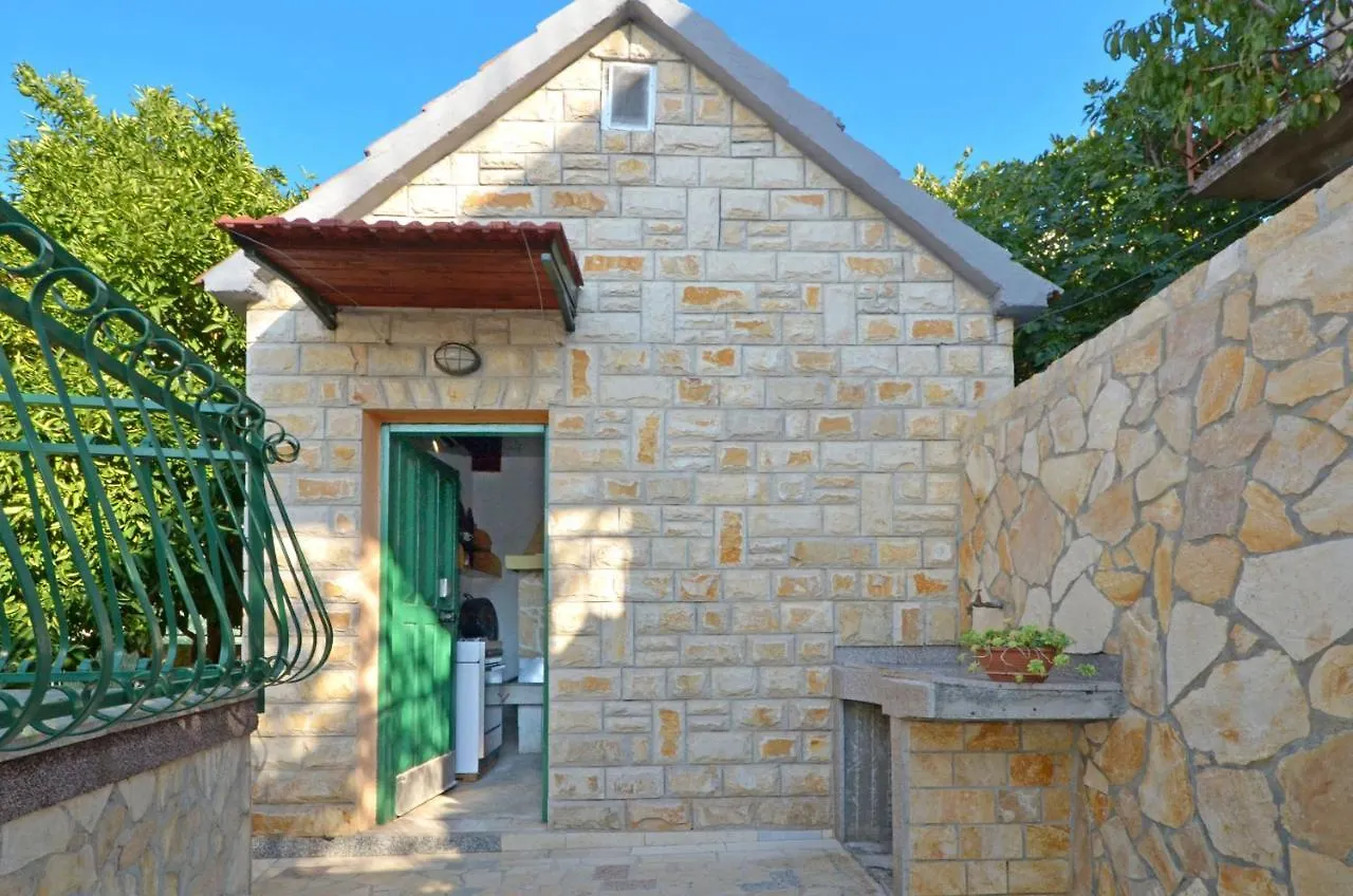 Apartments Pitesa Trogir
