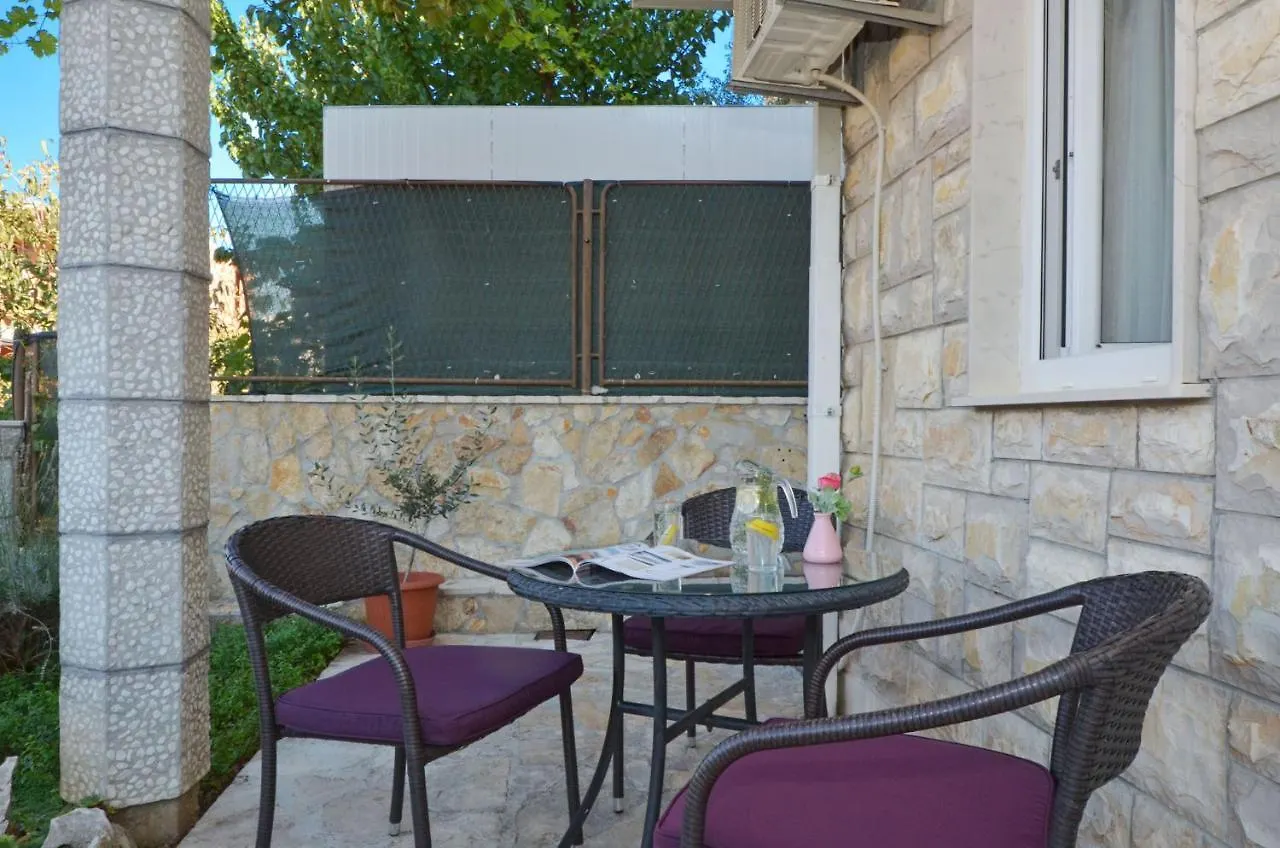 Apartments Pitesa Trogir