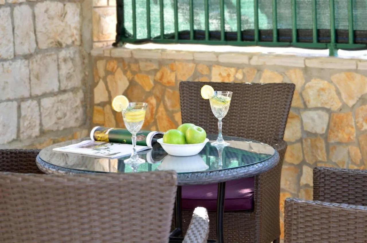 Apartments Pitesa Trogir Croatia