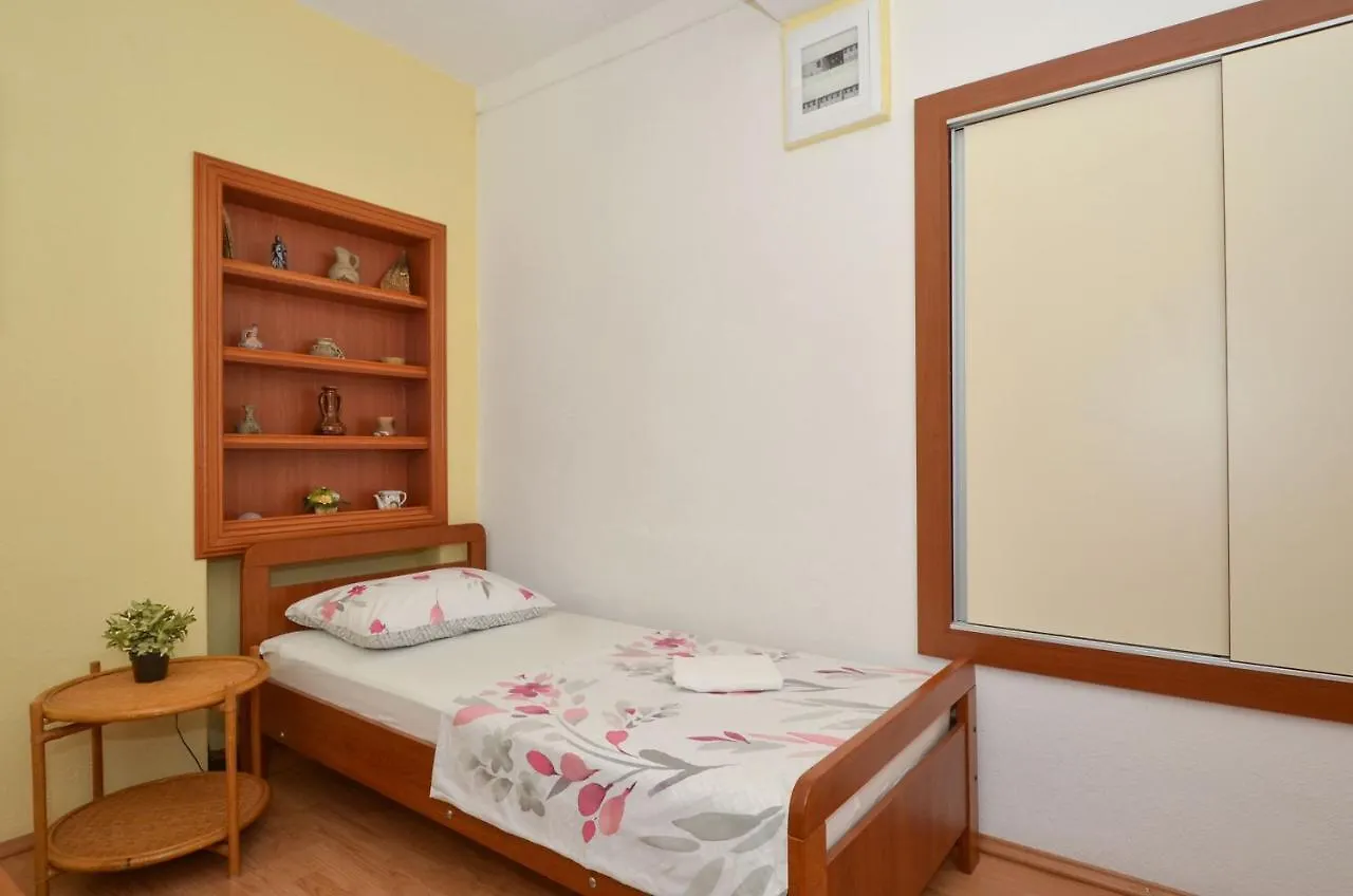 Apartments Pitesa Trogir